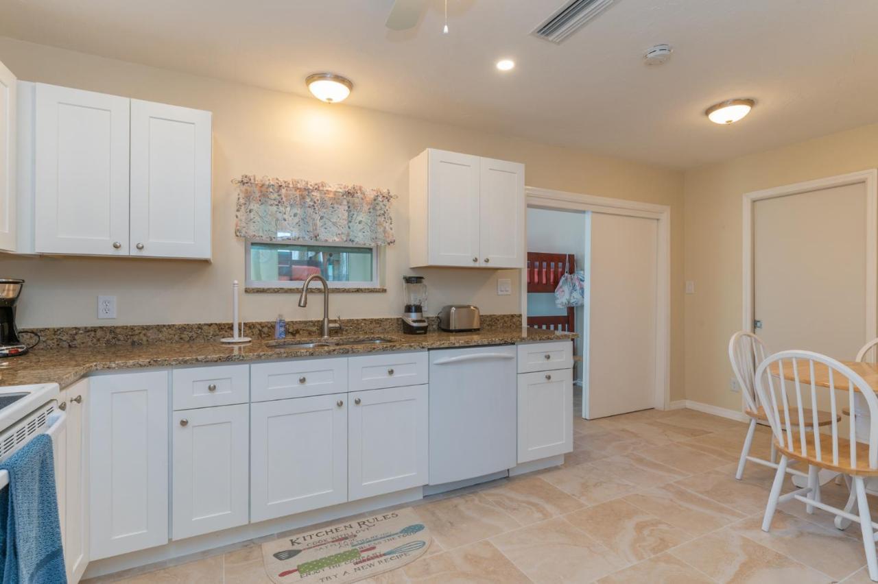 3606 Villa Franca - Pet Friendly Sarasota Eksteriør billede